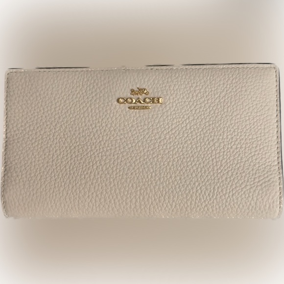 COACH Slim Zip Wallet with Floral Cluster Print Interior NWT - Picture 2 of 6